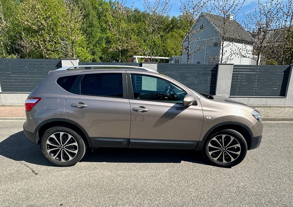 Nissan Qashqai cena 38500 przebieg: 173240, rok produkcji 2012 z Katowice małe 326